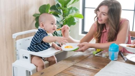 Traveling with a baby? Maybe you need a suitcase that’s a high-chair