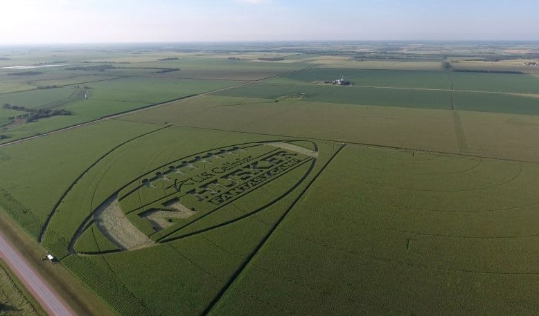 Inside The Surprisingly High-Tech World Of Corn Mazes | DeviceDaily.com