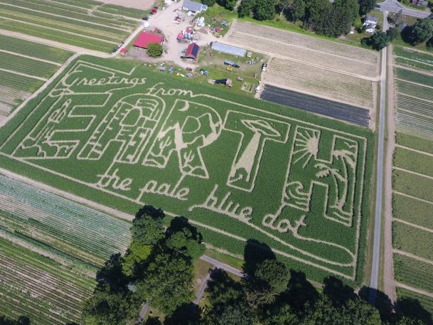 Inside The Surprisingly High-Tech World Of Corn Mazes | DeviceDaily.com