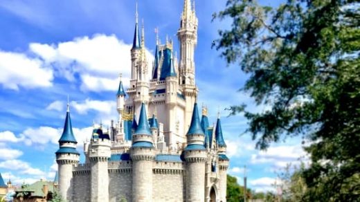 Disney World removed “Do Not Disturb” signs (probably for a disturbing reason)