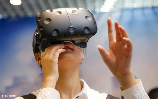 HTC Vive Leads VR Market, Oculus Rift Gains In Popularity
