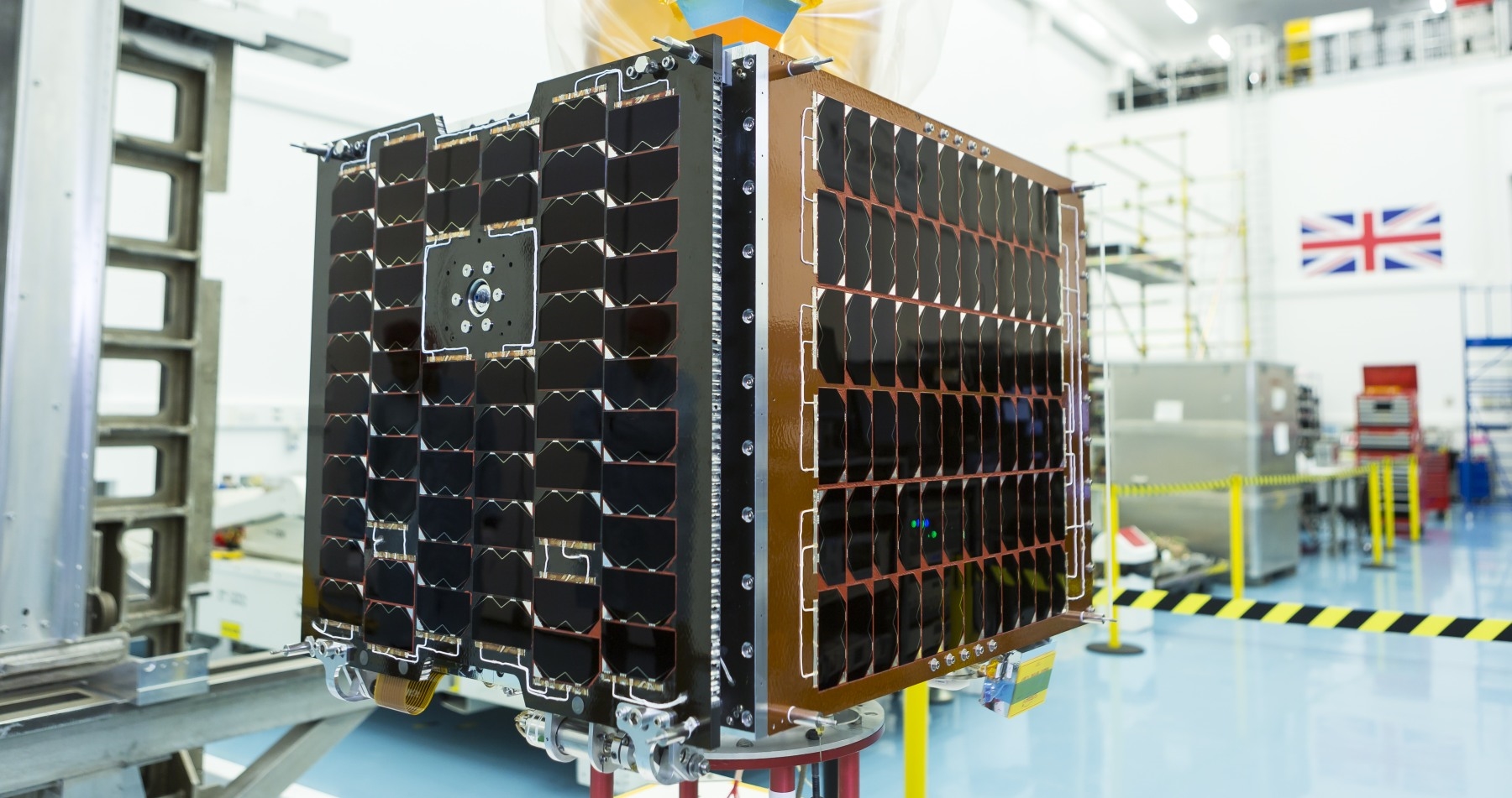 Prototype satellite makes way for 4K 'Earth observation' | DeviceDaily.com