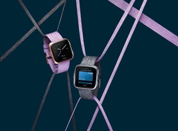 Fitbit’s New Smartwatch, The Versa, Looks A Lot Like An Apple Watch | DeviceDaily.com