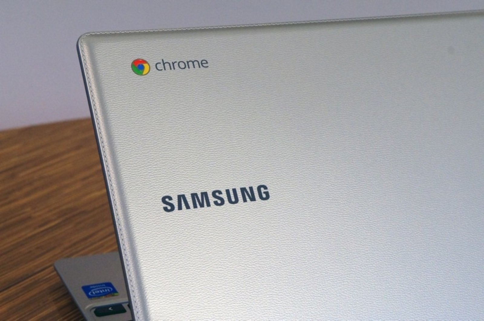 Chrome's pull-to-refresh starts making its way to Chromebooks | DeviceDaily.com
