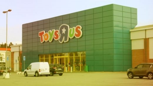 Toys R Us is closing or selling all of its U.S. stores