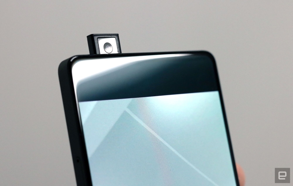 Vivo’s all-screen concept phone hides a pop-up selfie cam | DeviceDaily.com
