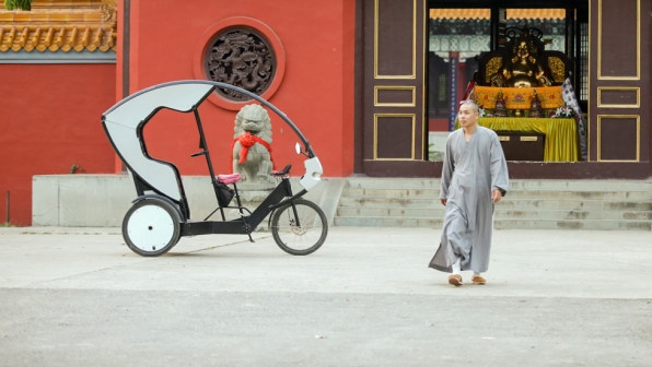 Can This New Electric Rickshaw Stop Cars From Taking Over Asian Cities? | DeviceDaily.com