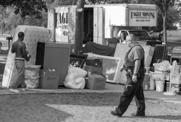 This Exhibit Exposes The Stories Behind The Country’s Continuing Eviction Crisis | DeviceDaily.com