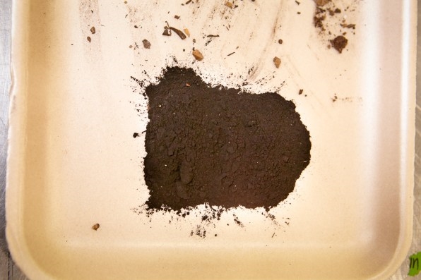 This USDA Lab Is Turning Billions Of Pounds Of Almond Waste Into Beer, Plastic, And Power | DeviceDaily.com This USDA Lab Is Turning Billions Of Pounds Of Almond Waste Into Beer, Plastic, And Power | DeviceDaily.com
