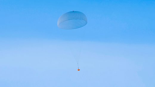 ESA tests its giant Mars mission parachute