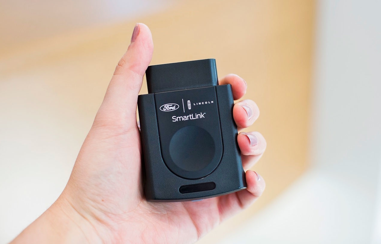 FordPass dongle adds LTE, WiFi and app control to older cars | DeviceDaily.com