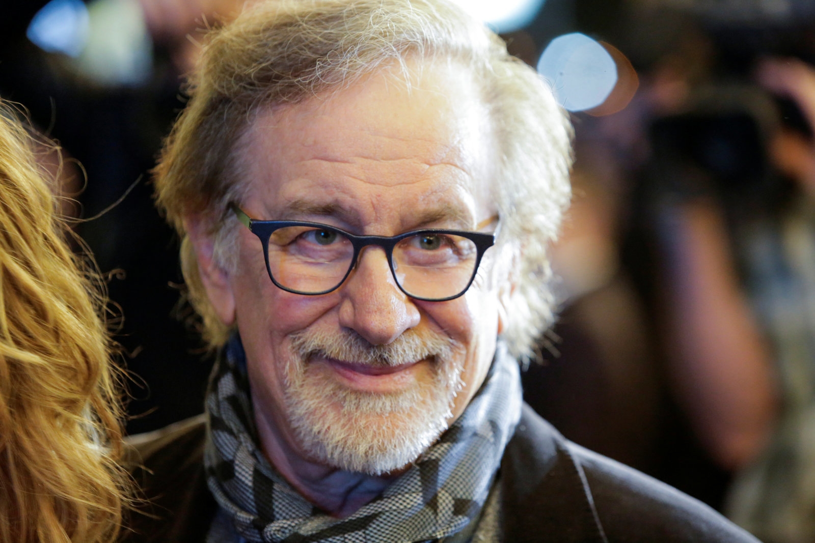 Spielberg doesn’t think Netflix should win Oscars | DeviceDaily.com