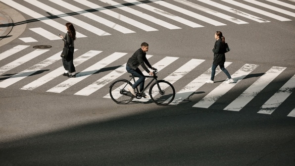 This New Smart Bike Literally Growls At People Who Try To Steal It | DeviceDaily.com