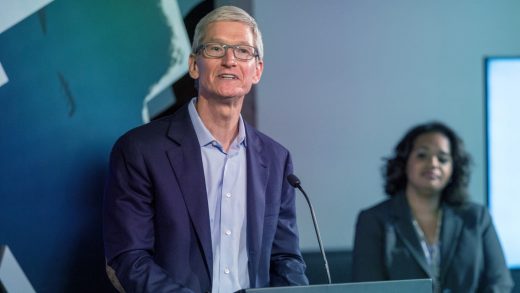 WATCH: Tim Cook talks data privacy, gun control, Steve Jobs in Duke commencement address