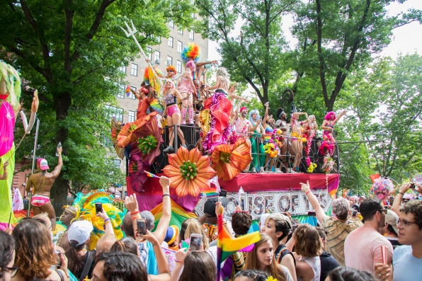 PHOTOS: NYC Pride March draws a defiant and resilient crowd | DeviceDaily.com