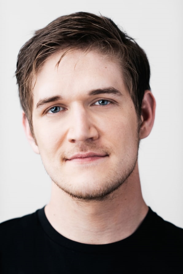 Teens, tech, and emotions: How Bo Burnham graduated to “Eighth Grade” | DeviceDaily.com