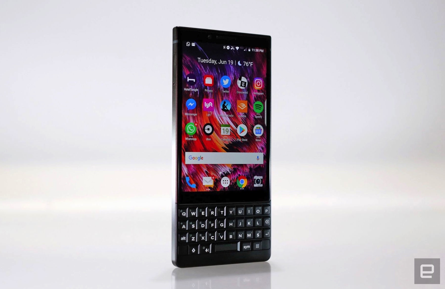 A closer look at the BlackBerry KEY2's new dual camera | DeviceDaily.com A closer look at the BlackBerry KEY2's new dual camera | DeviceDaily.com