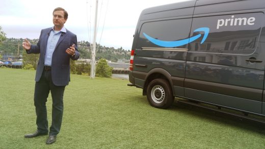 Amazon wants its delivery network to include hundreds of startups