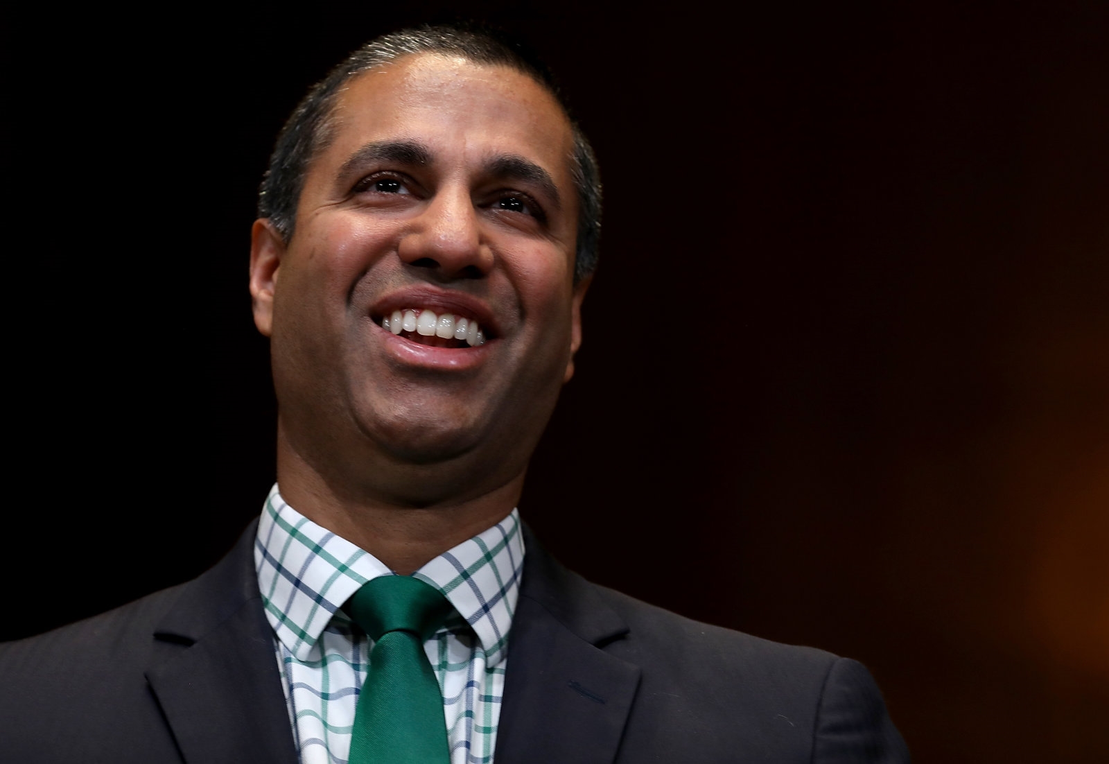 FCC officially changes rules for formal complaints | DeviceDaily.com