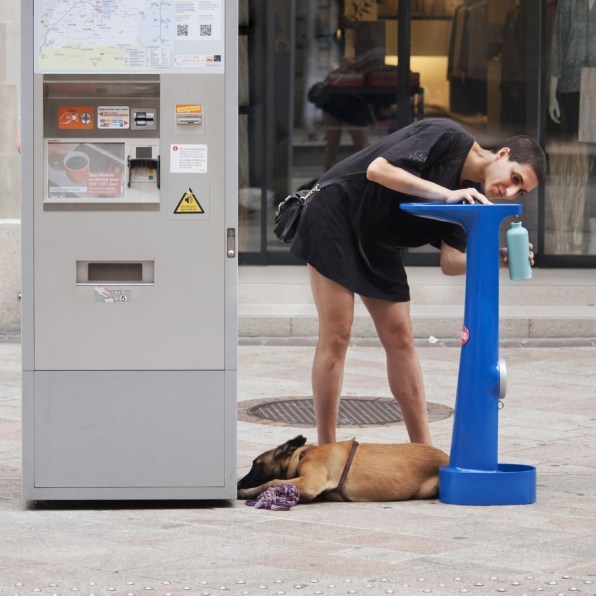 If every hydrant was a fountain, would you buy less water? | DeviceDaily.com