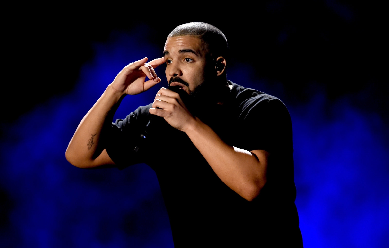 Please don't jump out of your car and dance to Drake, NTSB pleads | DeviceDaily.com