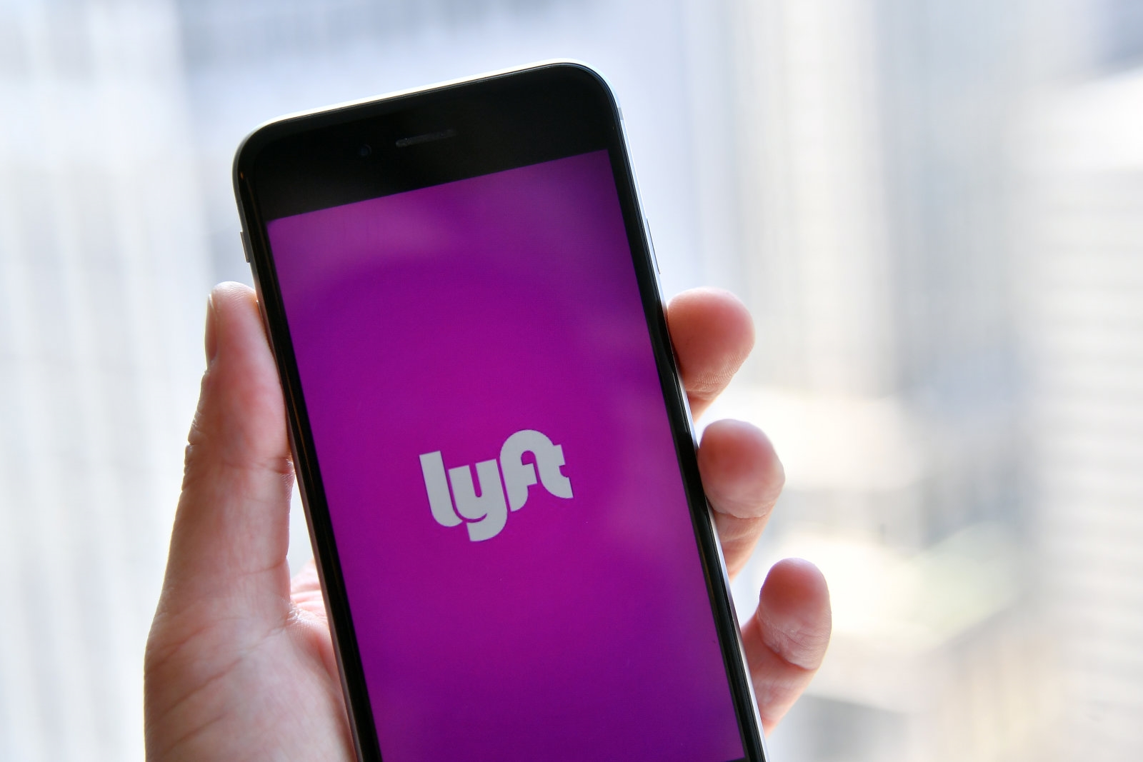 Retired professor sues Lyft for patent infringement | DeviceDaily.com