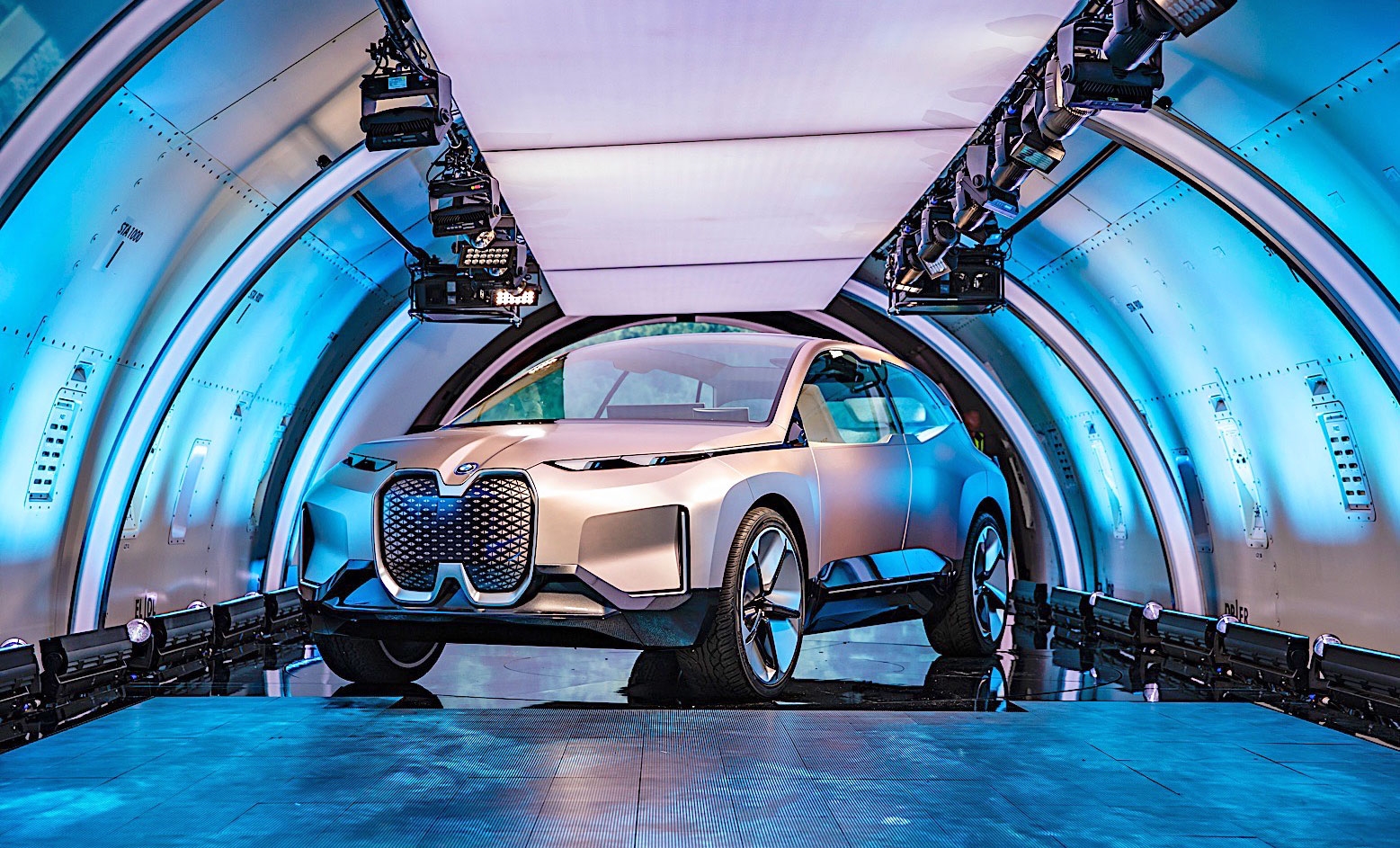 BMW unveils its vision for the 'iFuture' of luxury vehicles | DeviceDaily.com