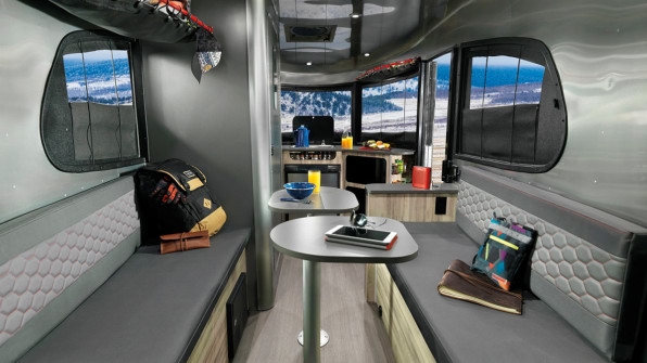 These popular #Vanlife vehicles are basically rolling offices | DeviceDaily.com