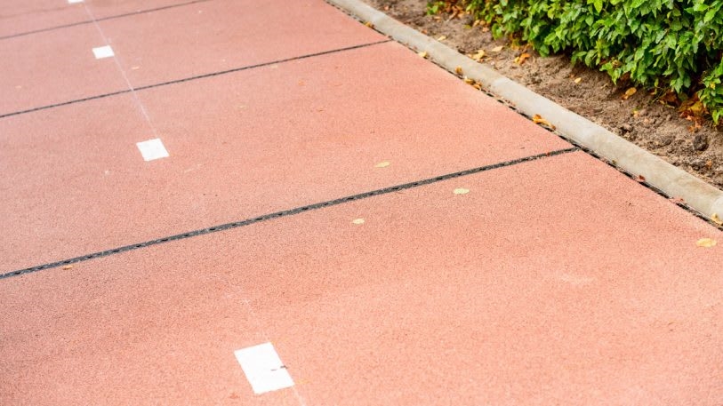 This bike path is made from recycled plastic | DeviceDaily.com