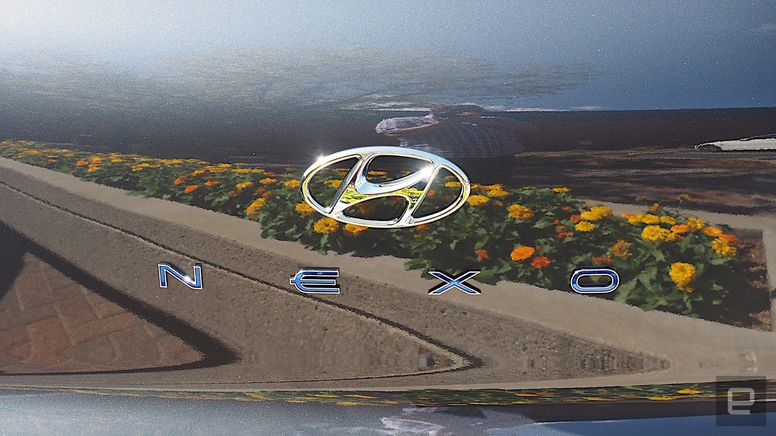 Behind the wheel of Hyundai's Nexo Fuel Cell EV | DeviceDaily.com