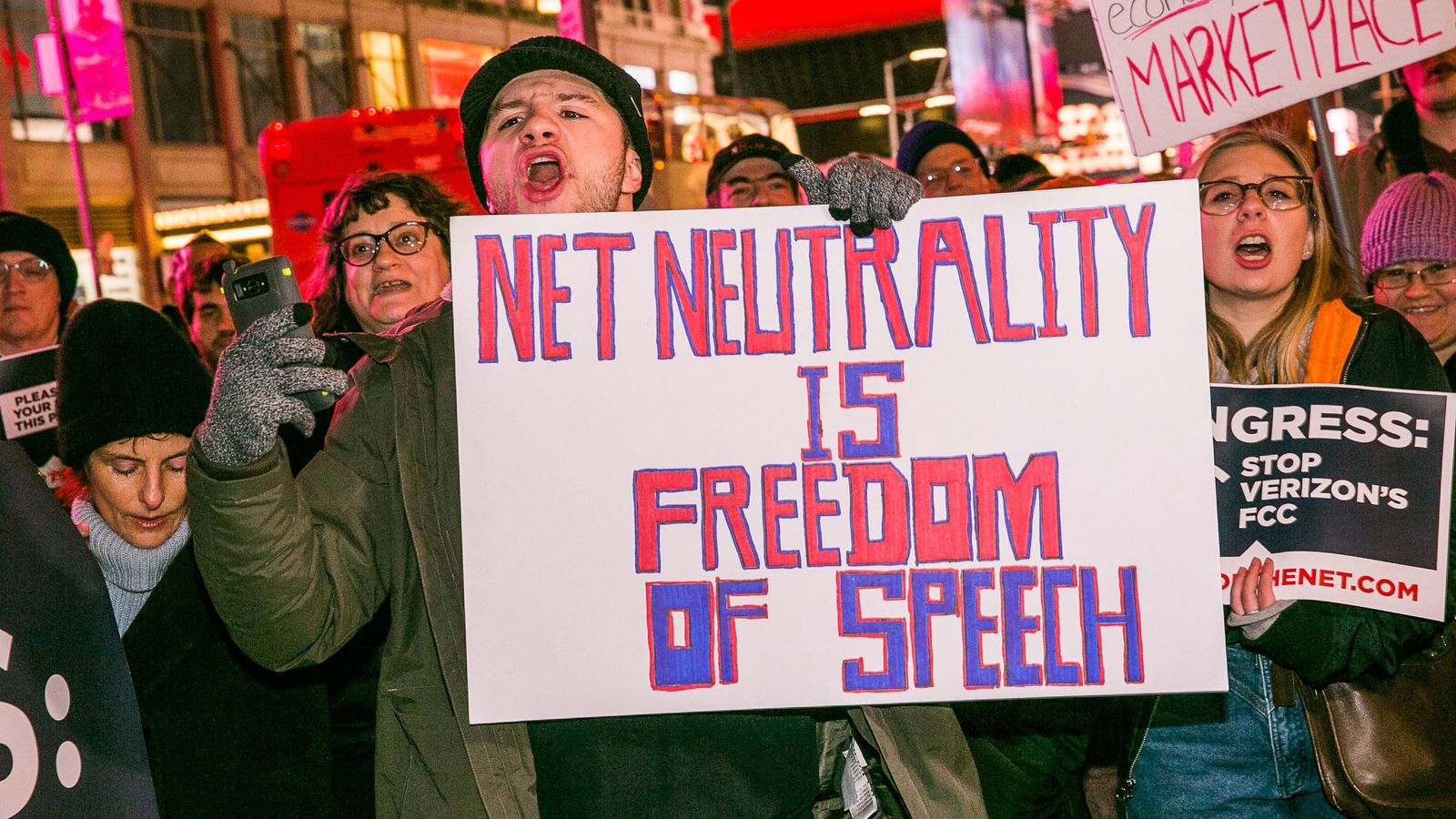 FCC Defends Net Neutrality Repeal | DeviceDaily.com