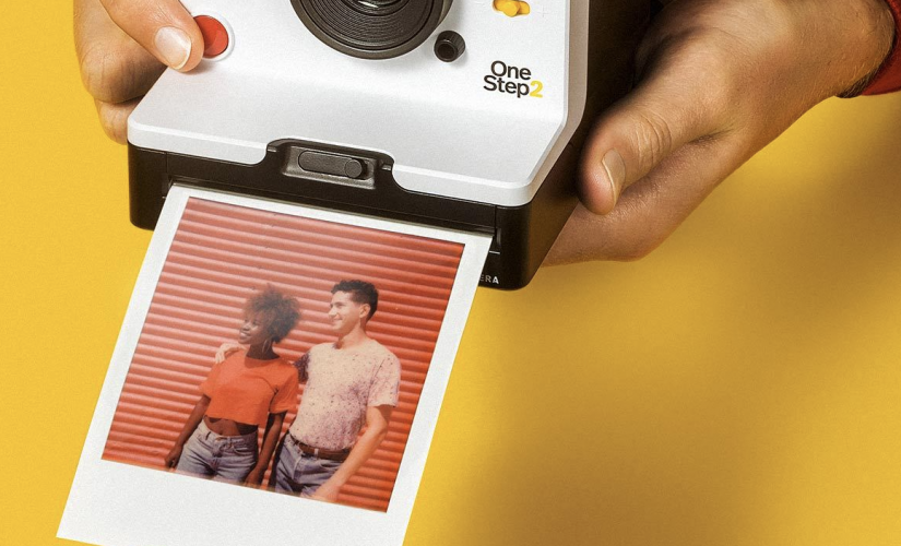 Polaroid OneStep 2 VF Viewfinder Instant Camera: Retro Flair with Updated Technology | DeviceDaily.com