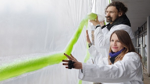 These algae-filled “urban curtains” suck CO2 from the air | DeviceDaily.com