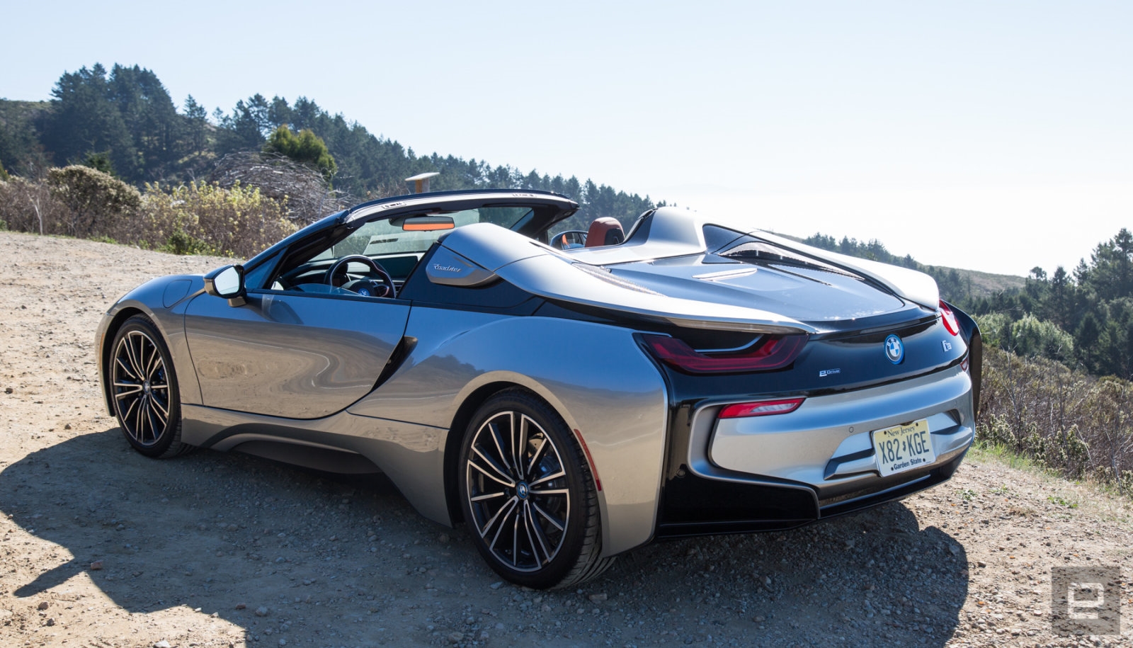 BMW’s i8 Roadster is a daily driver in supercar’s clothing | DeviceDaily.com