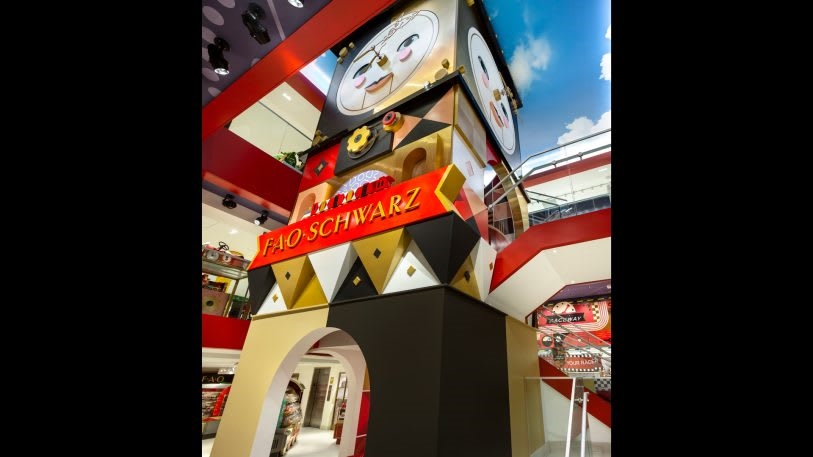FAO Schwarz is back! Check out these festive images of its new NYC flagship | DeviceDaily.com