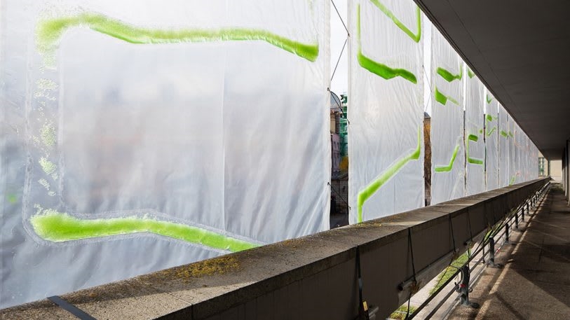 These algae-filled “urban curtains” suck CO2 from the air | DeviceDaily.com