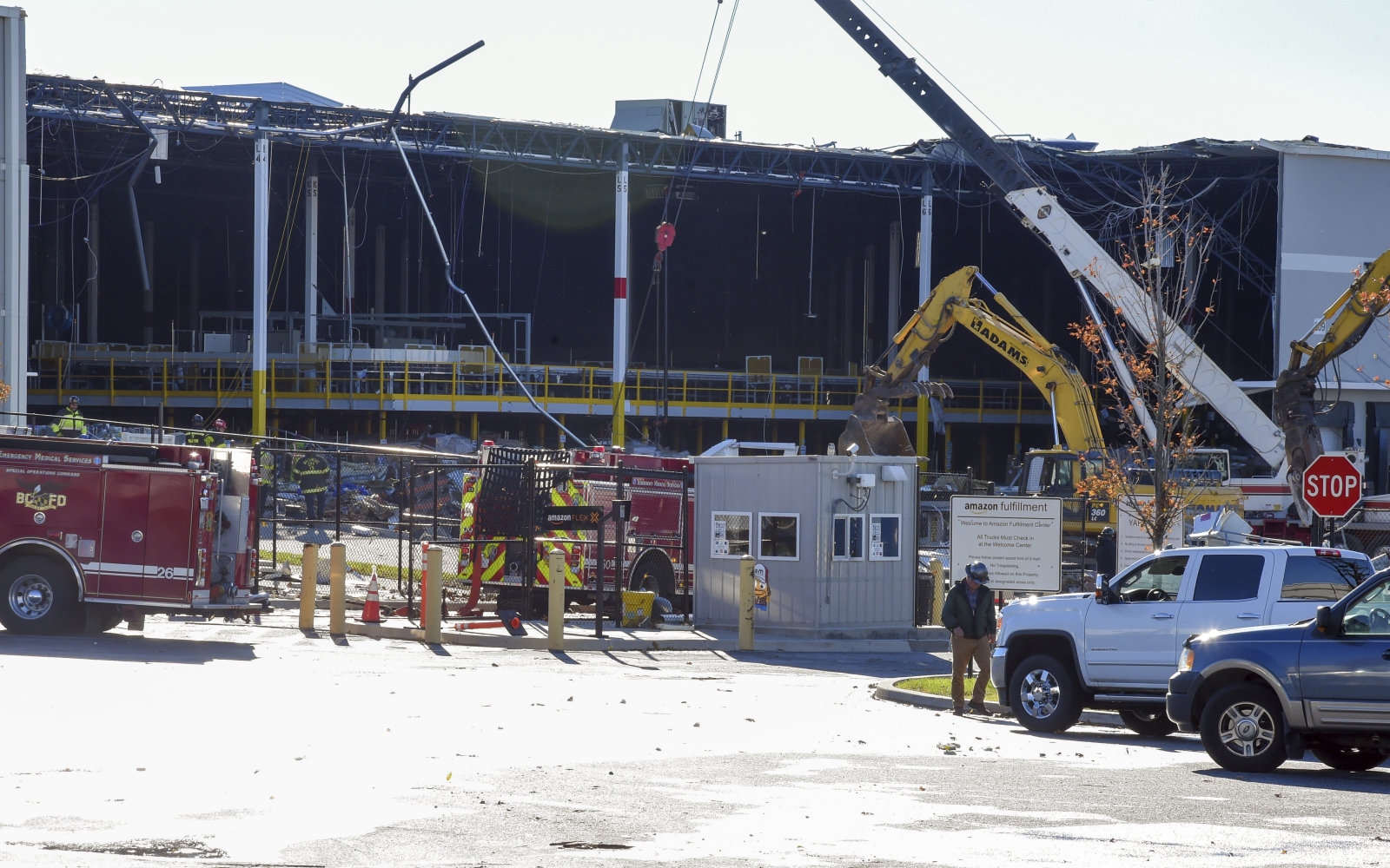 Amazon warehouse collapse in Baltimore leaves two dead | DeviceDaily.com