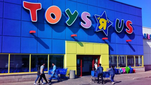 As shoppers hunt for a Toys “R” Us alternative, former employees get long-owed severance