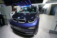 BMW will be the first foreign car maker to offer ride-hailing in China
