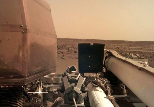 NASA’s Insight lander delivers its first clear photo from Mars