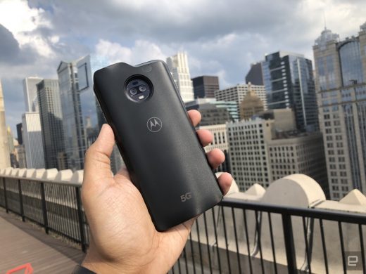 Verizon links a Moto Z3 to its 5G network in a ‘world’s first’