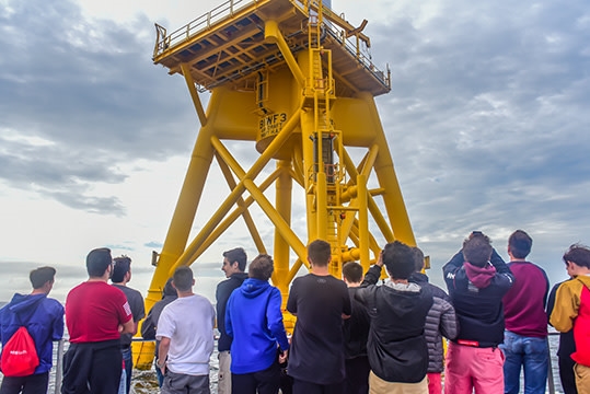 The booming wind energy economy needs workers–this high school program trains them | DeviceDaily.com