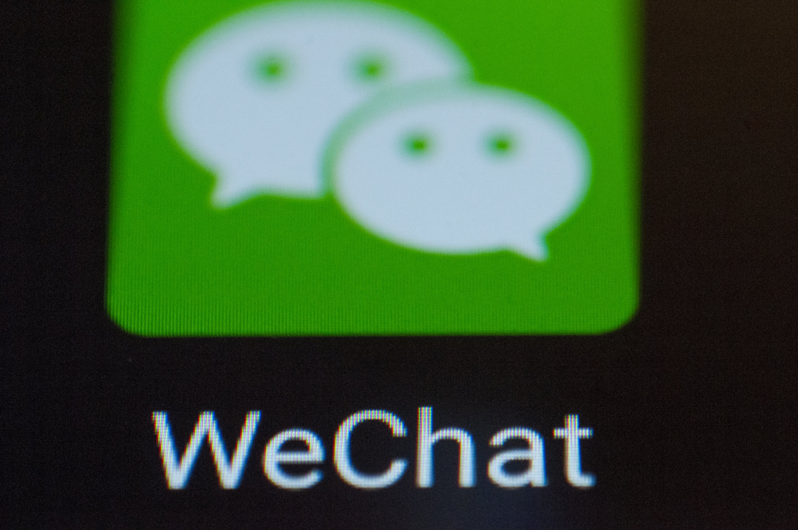 China's WeChat is mimicking Snapchat Stories, too | DeviceDaily.com