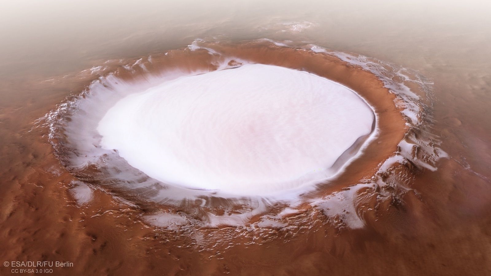 Mars Express orbiter snaps stunning image of Korolev crater | DeviceDaily.com