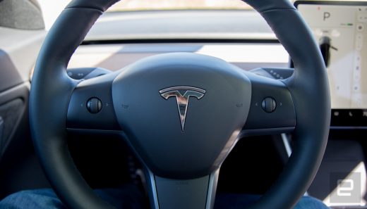 Tesla’s mobile app can remotely heat your seats