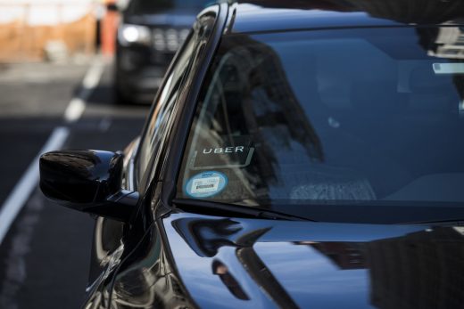 Uber offers settlement to some drivers over worker status