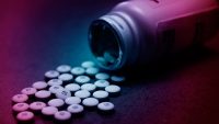 FDA adviser: Opioid approvals are controlled by Big Pharma