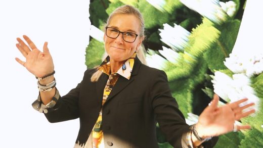 Apple retail chief Angela Ahrendts is stepping down in April