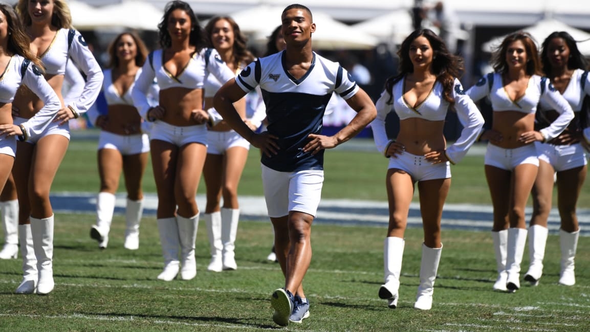 Meet The First Male Cheerleaders To Ever Perform A Super Bowl