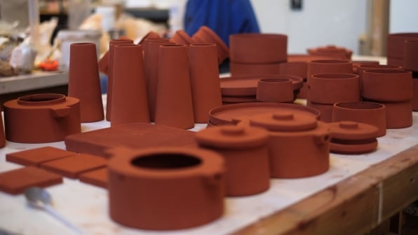 These designers are using toxic waste to make gorgeous pottery | DeviceDaily.com
